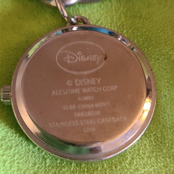 Official Disney Alice in Wonderland watch charm bracelet - Picture 3 of 5